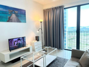 Comfy Suite at Trefoil Setia Alam